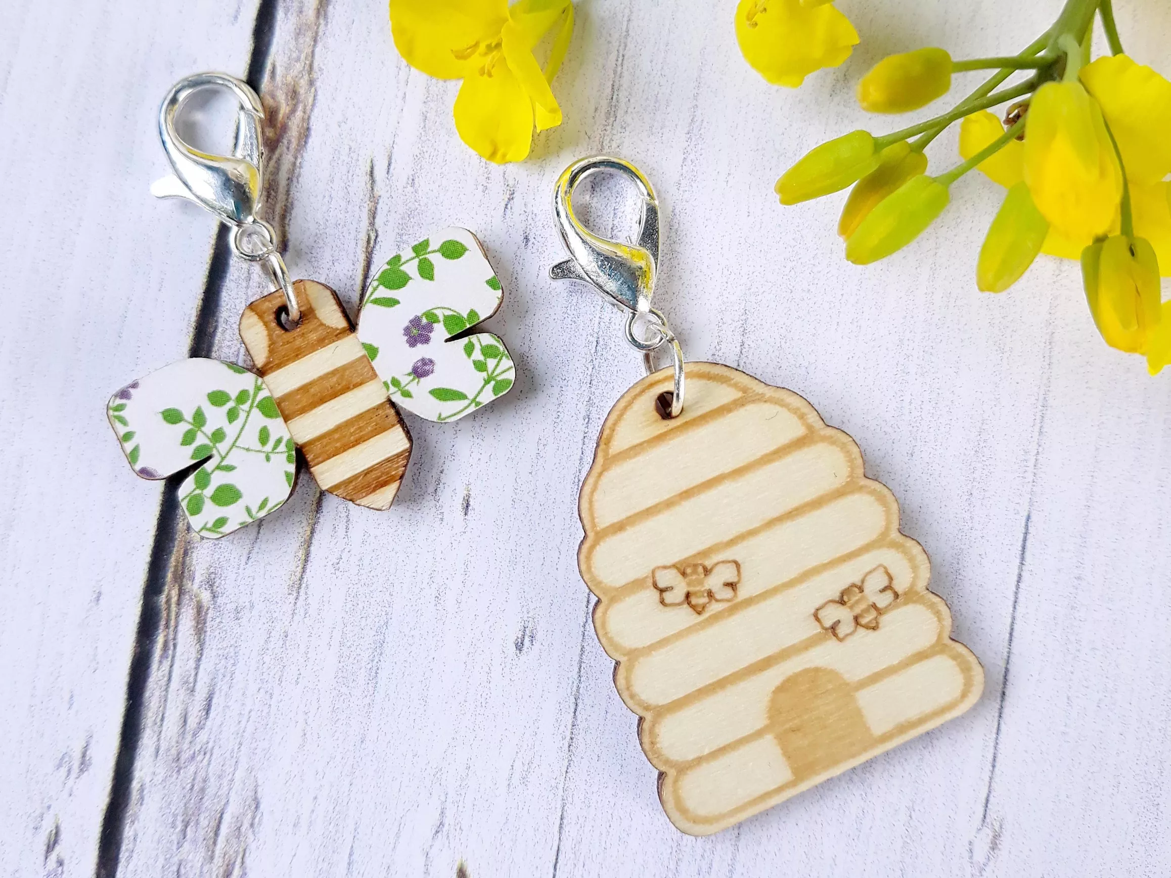 Holz Maschenmarkierer Biene und Bienenkorb Holz Maschenmarkierer Biene und Bienenkorb