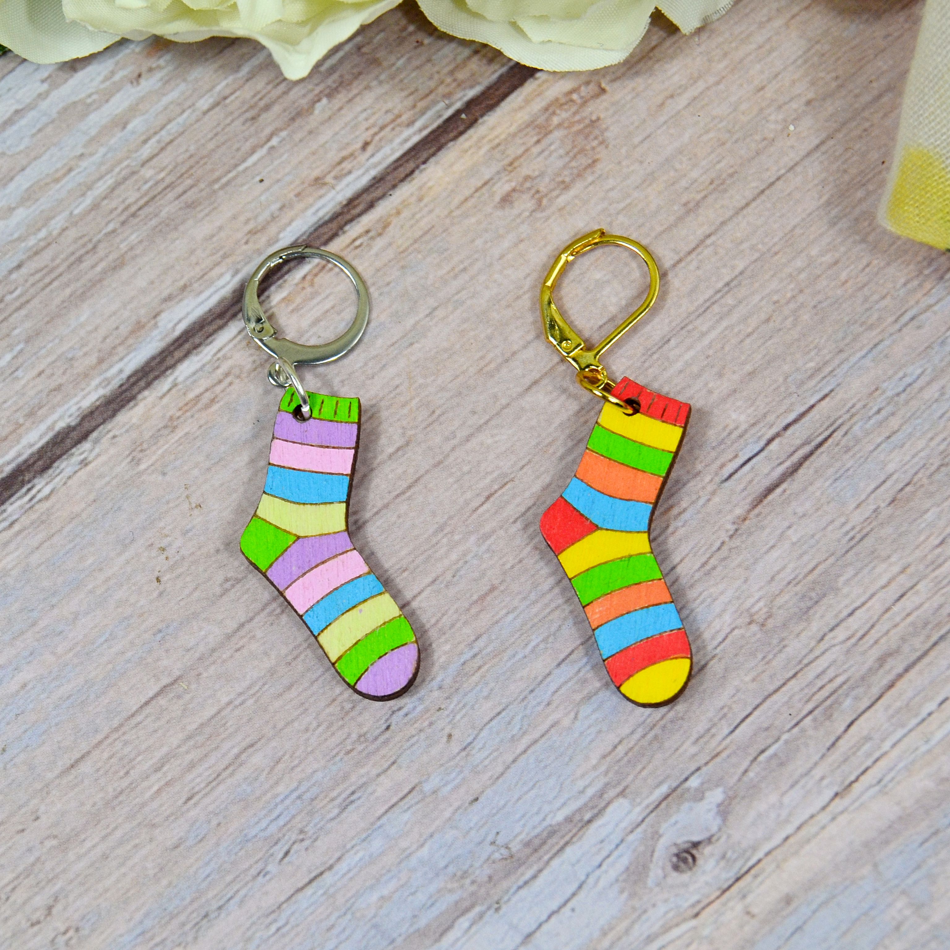Holzmaschenmarkierer gestreifte Ringelsocken in 2 Varianten