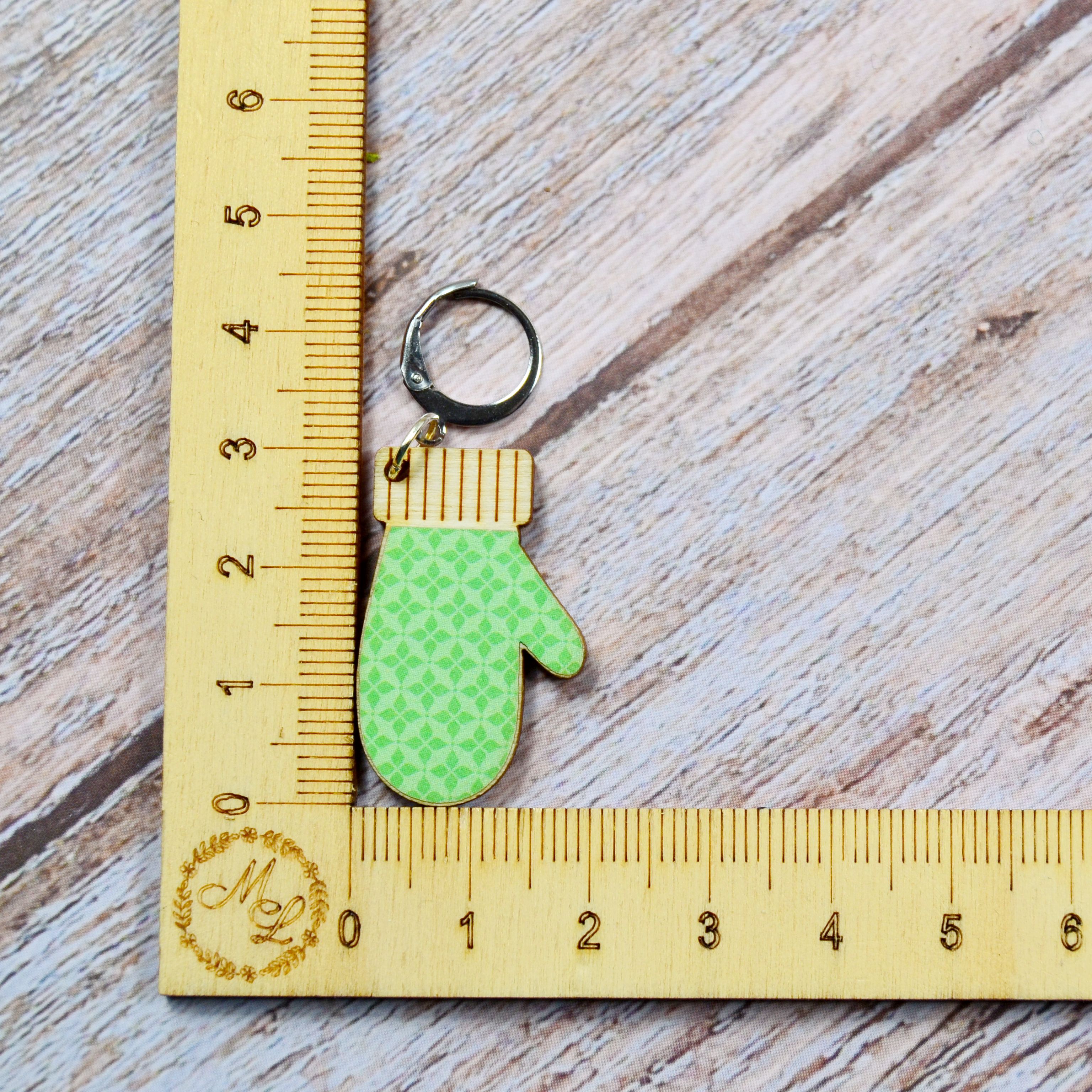 Holzmaschenmarkierer Handschuh an Lineal