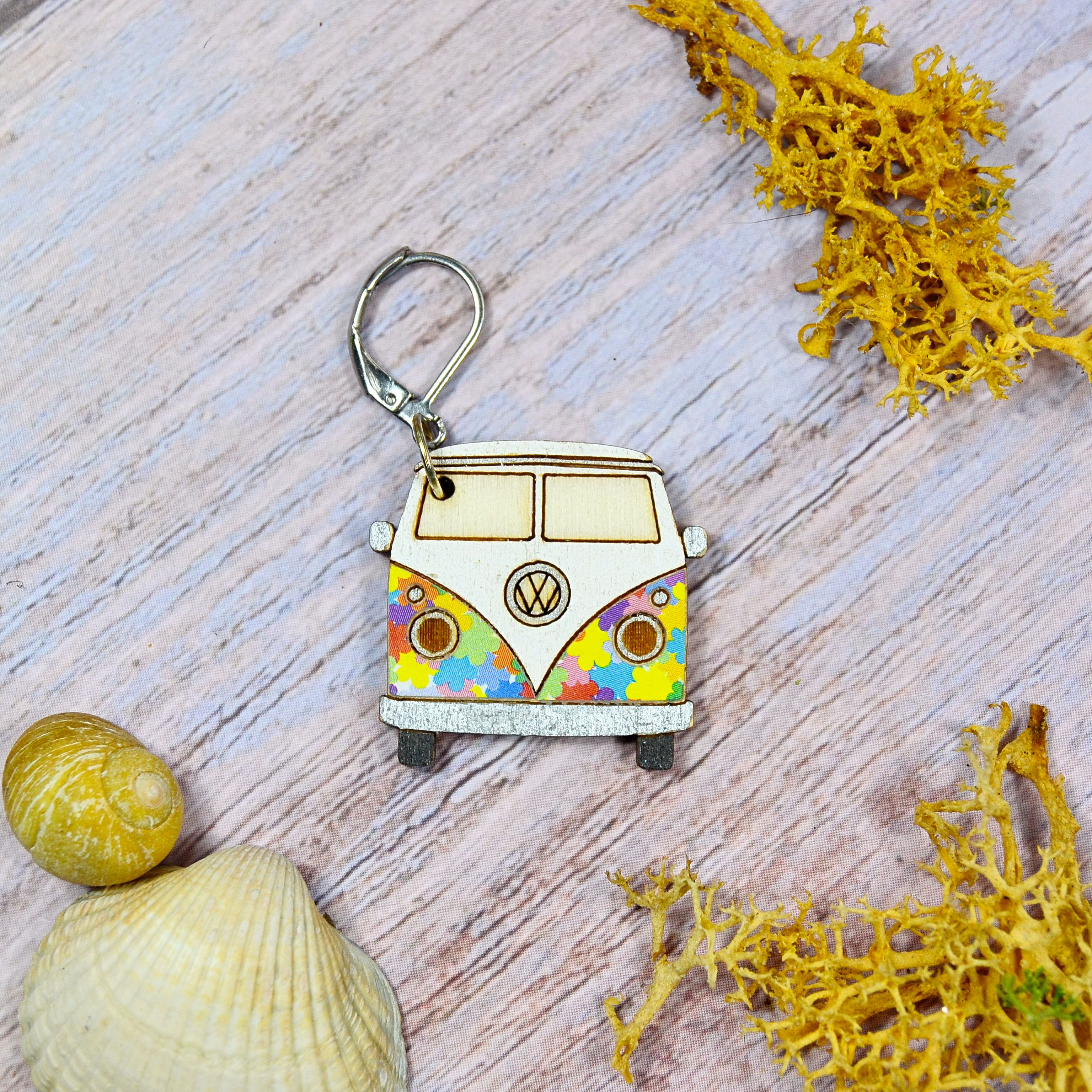 Holzmaschenmarkierer VW Bulli in Flower Power