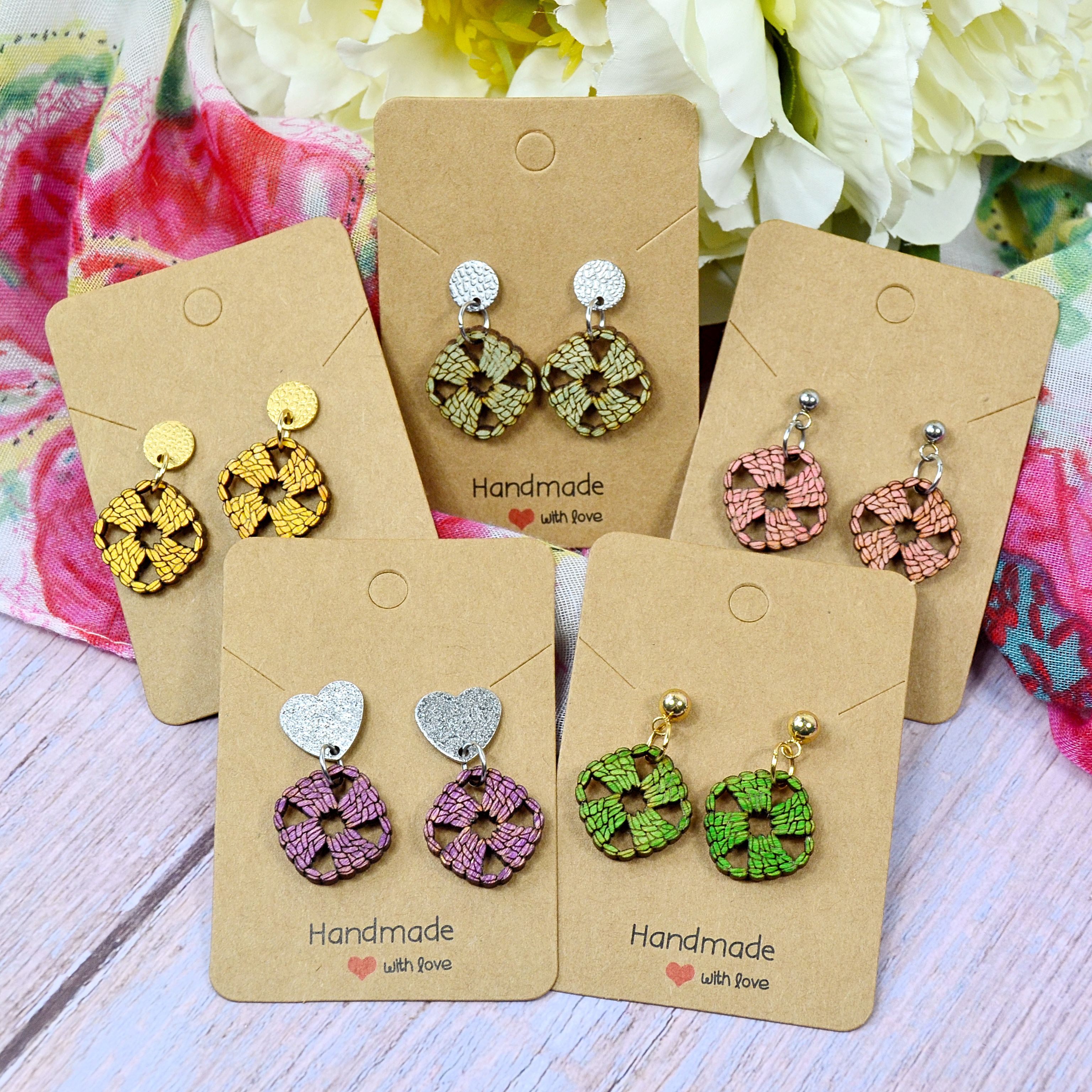 Granny Square in verschiedenen Ausführungen